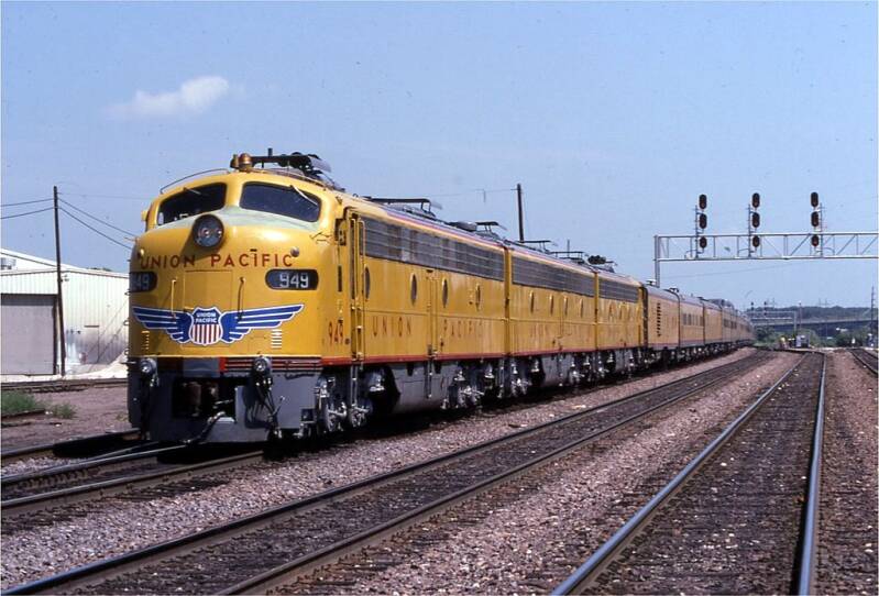 UP No. 949 leads an excursion through Clinton, Iowa in August 1995.