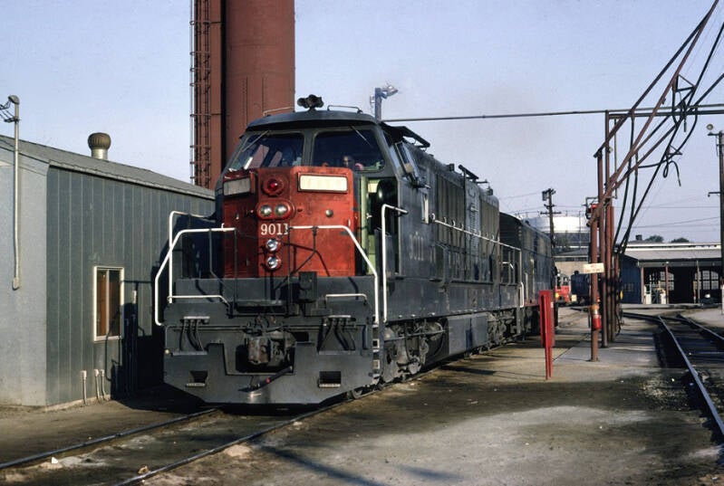SP 9011 at San Jose, August 1964, a Krauss-Maffei ML-4000.