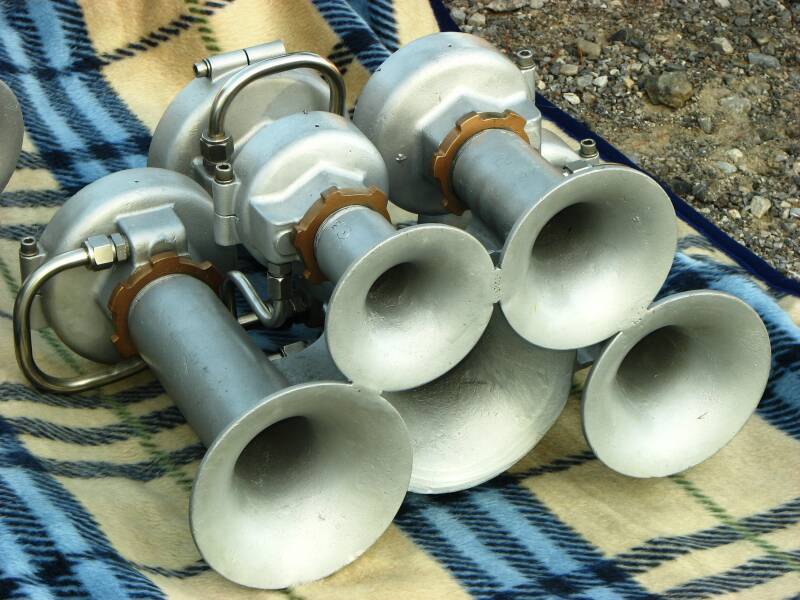 Airtone model H5, among the earliest multi-note train horns, circa 1949.