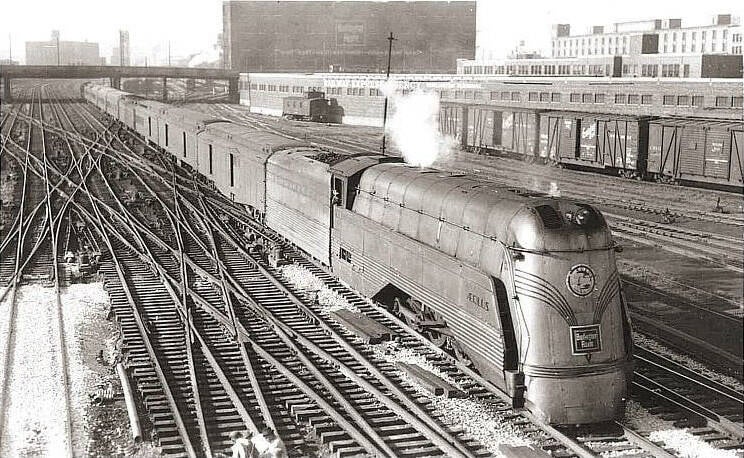 The Black Hawk leaving Chicago in 1939.