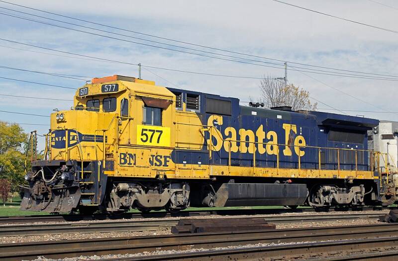 ATSF “Yellowbonnet” with Santa Fe lettering, also lettered for BNSF.