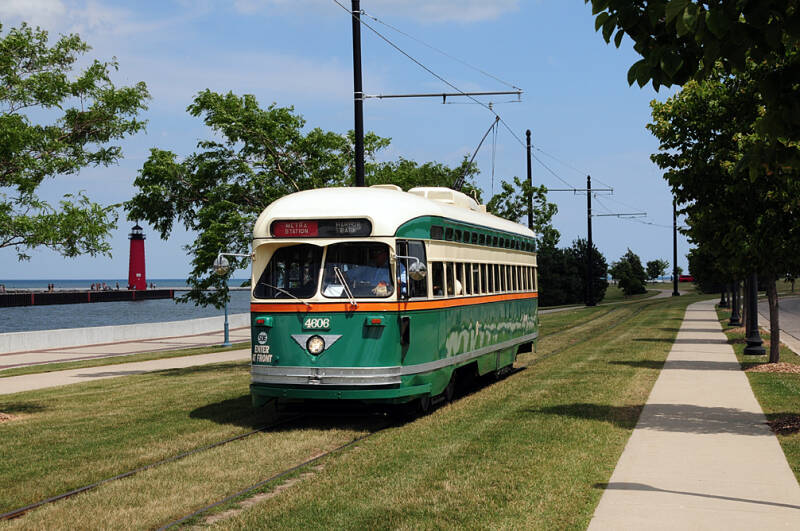PCC Streetcar 4606 in Kenosha, Wisconsin, 2009.