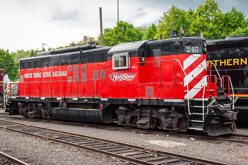 Gp9 EMD GP9 Diesel-Electric Locomotive | Trains and Railroads