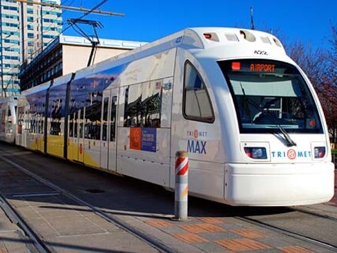 Trimet 44 TriMet | Trains and Railroads