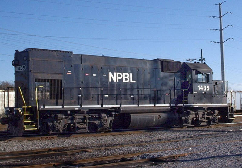 NPBL 1435, an EMD GP15-1 at Chesapeake, VA in 2005.