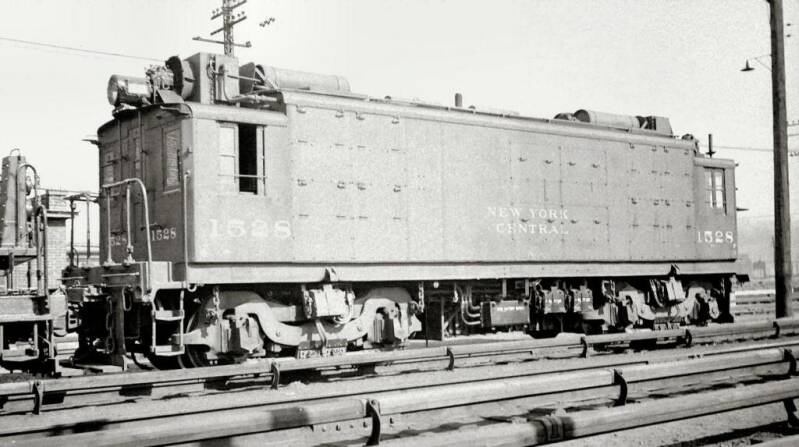 New York Central GE three-power boxcab locomotive with road number 1528, ca. 1930.
