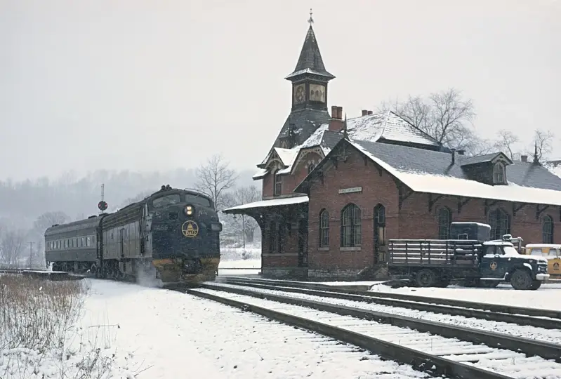 B&O E9A 1455 with Train 34