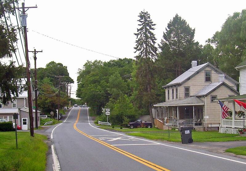 Grade crossing at Slate Hill, New York 