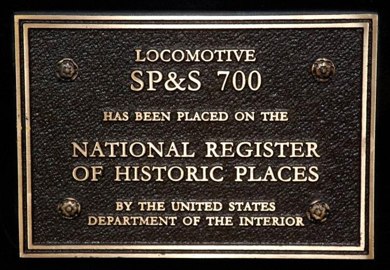 SP&S No. 700's NRHP plaque.