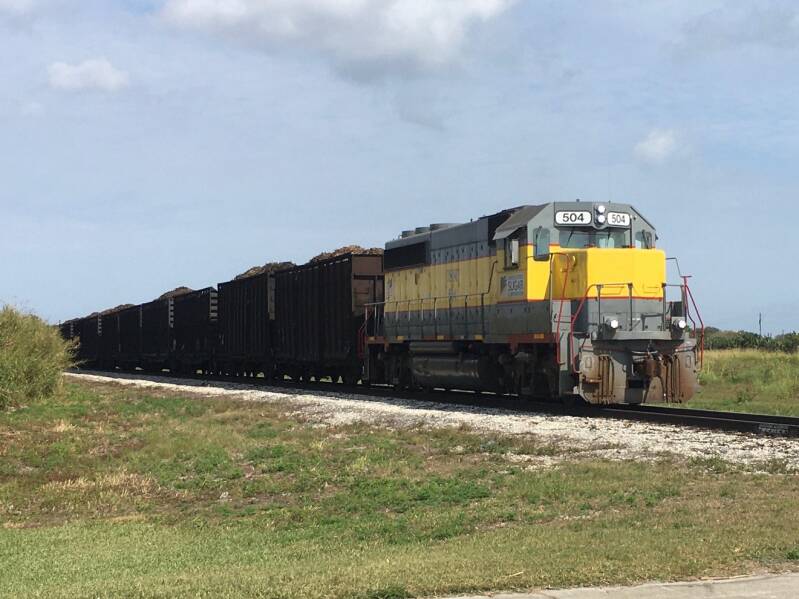 Cane train approaching Clewiston bringing harvested sugarcane from the fields.