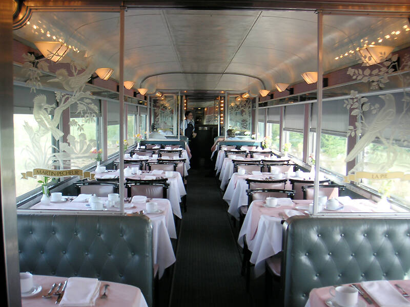 A Via dining car preparing for the first serving of breakfast.