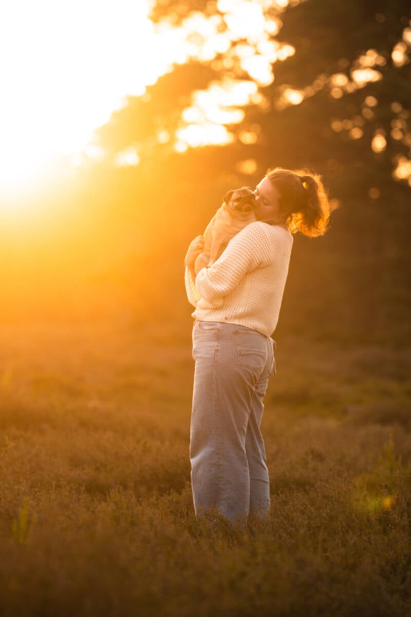 Hondenfotograaf baas en hond Gelderland en Drenthe