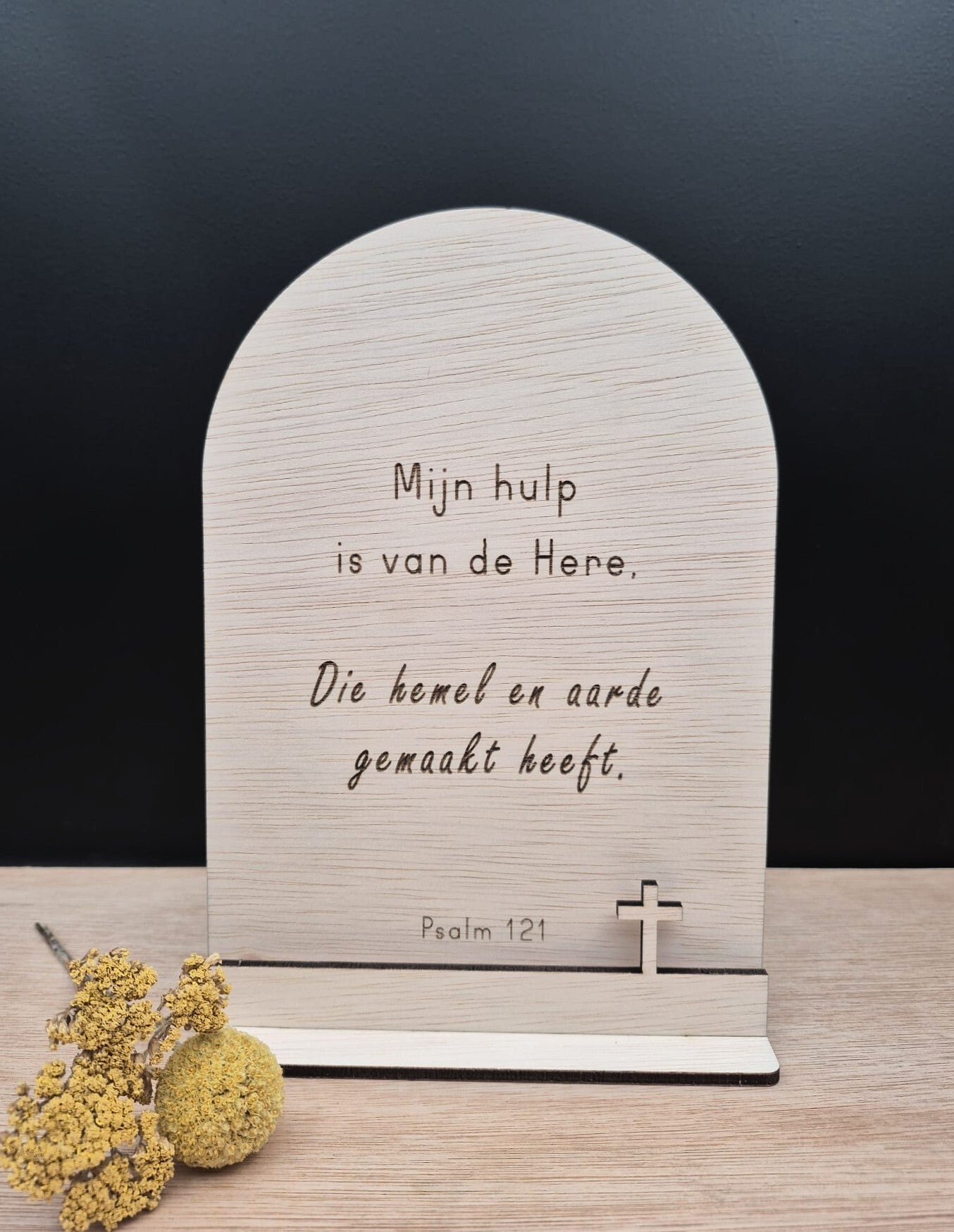 Mijn hulp is van de Here (boog)