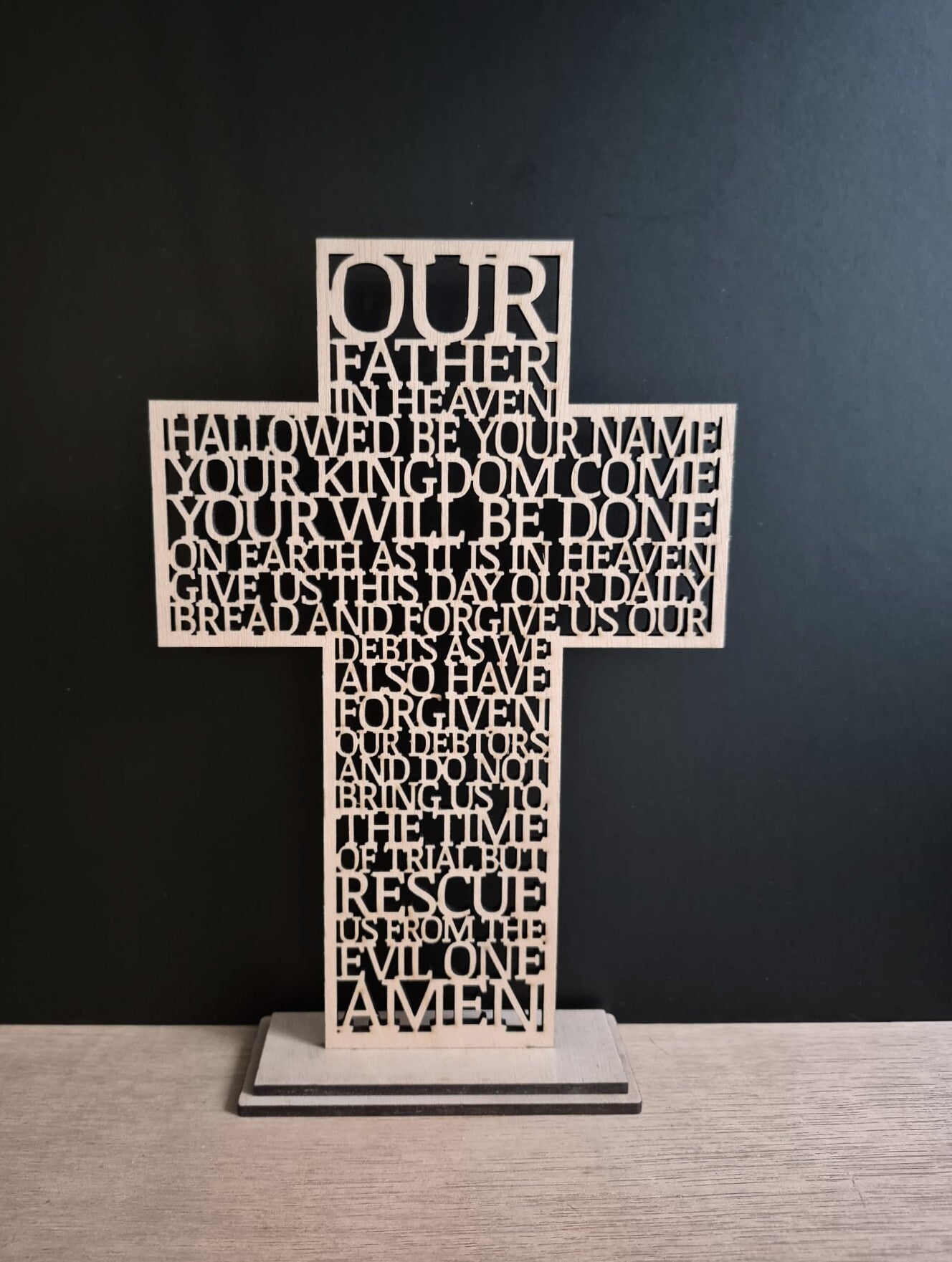Our Father -met rand Kruis
