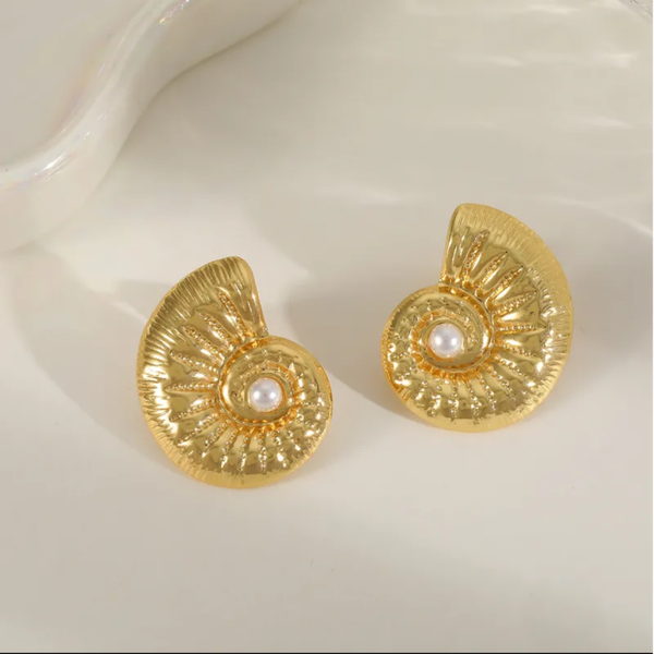 Snail Gold Earrings