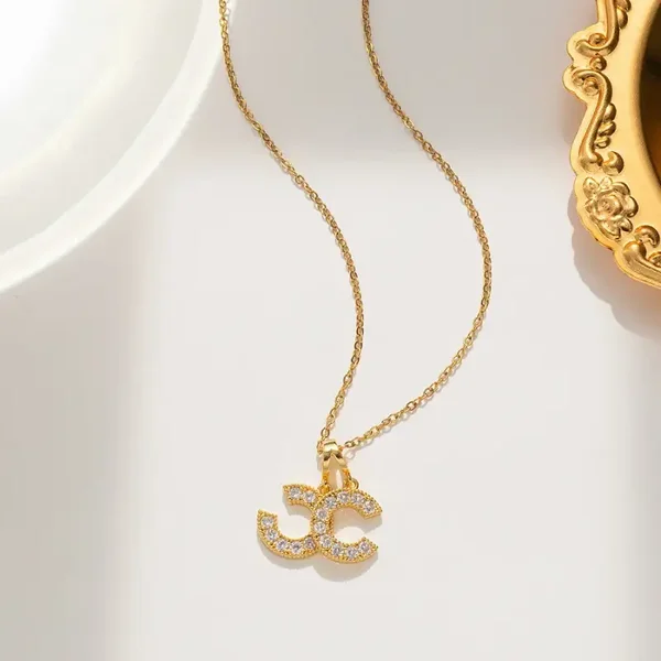 Iconic Shine Gold Necklace