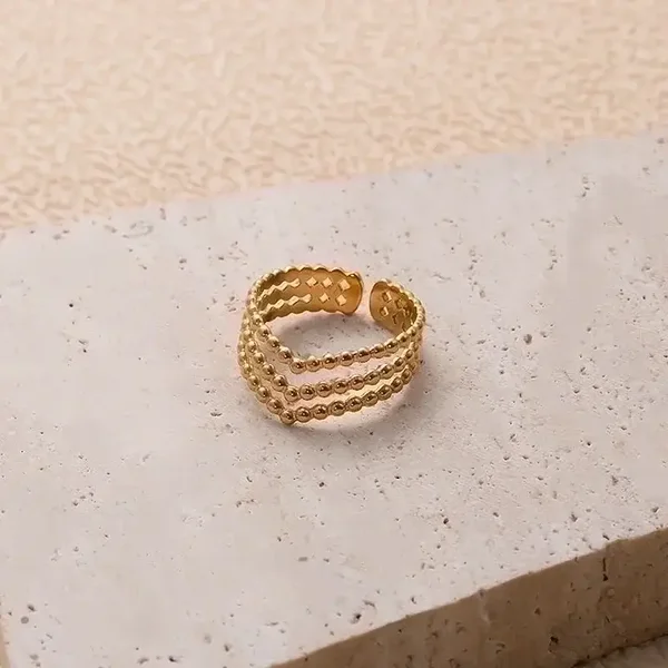 Triple Peaks Gold Ring