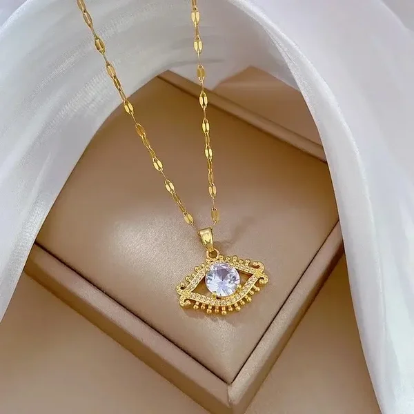 Shiny Eye Gold Necklace