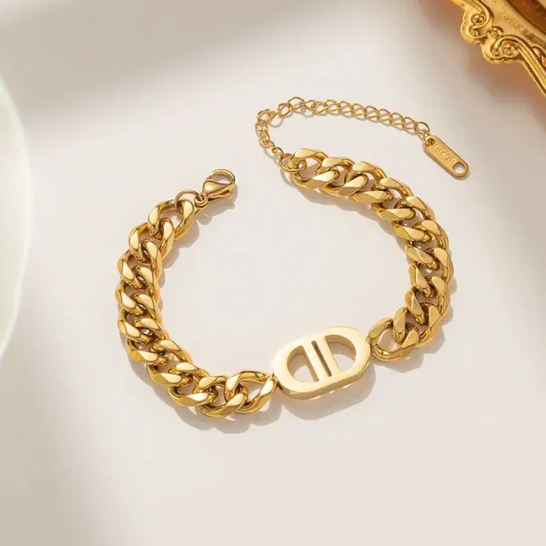 Dazzling Gold Bracelet