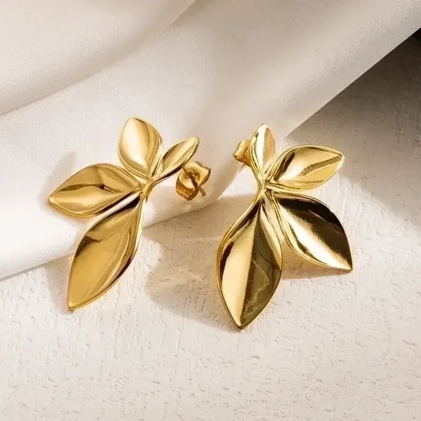 Leaves Gold Earrings