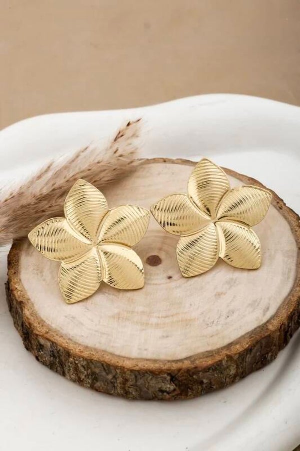 Flowers Shape Gold Earrings
