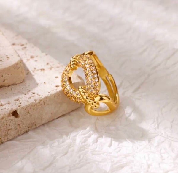 Strand Gold Ring