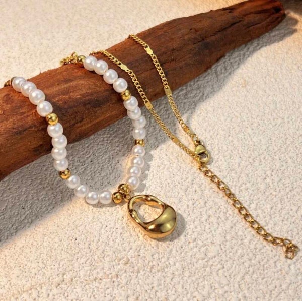 Pearl Balance Gold Necklace
