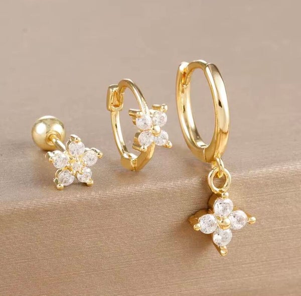 Triple Floral Set Of Earrings Gold