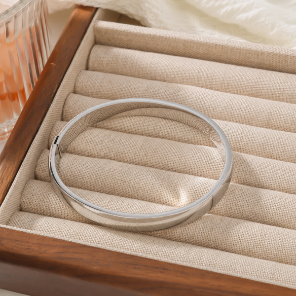 Classic Essence Silver Bracelet