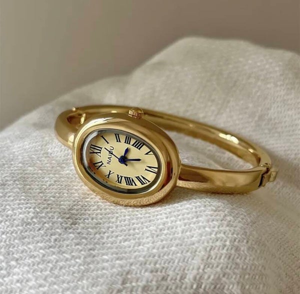 Beige Seren Gold Watch