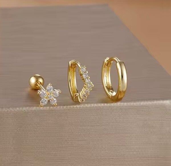 Triple Floral Set Of Earrings Gold