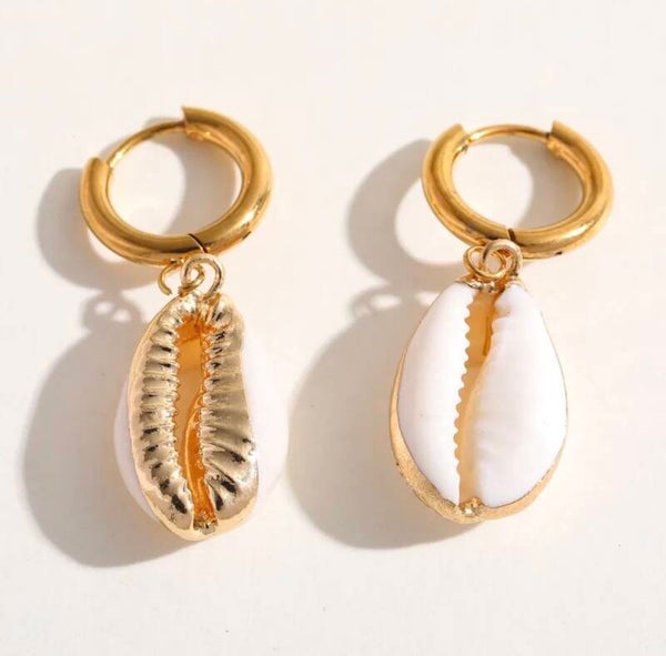 Coastal Glow Gold Earrings