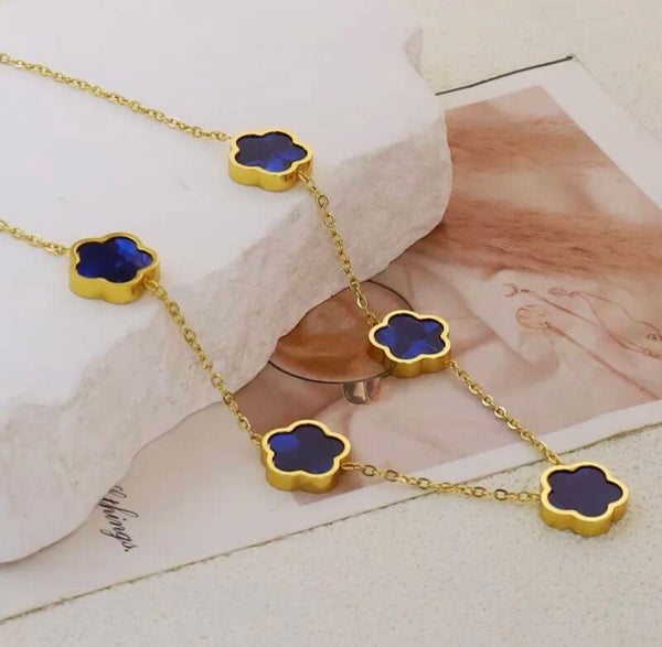 Flower Blue Neclace