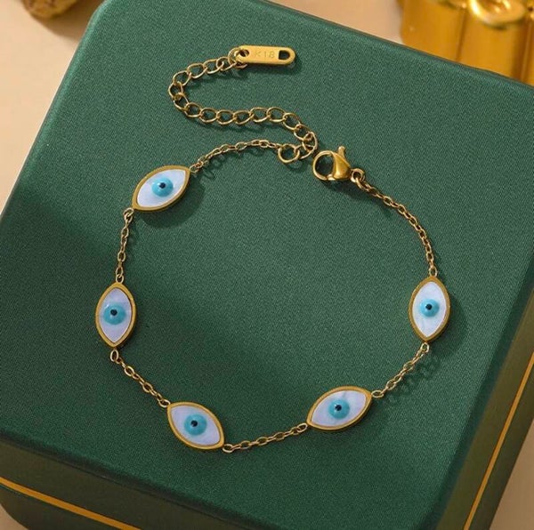 Eyelet Gold Bracelet