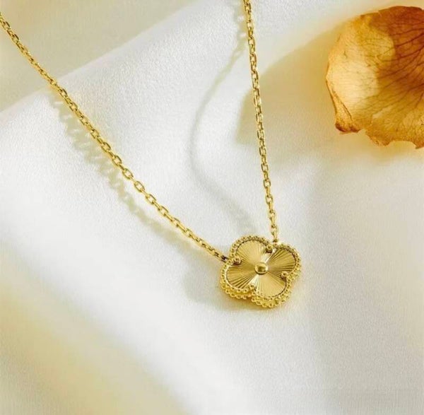 Van Cleef Gold Necklace