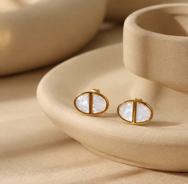 Classie Dazzle Gold Earrings
