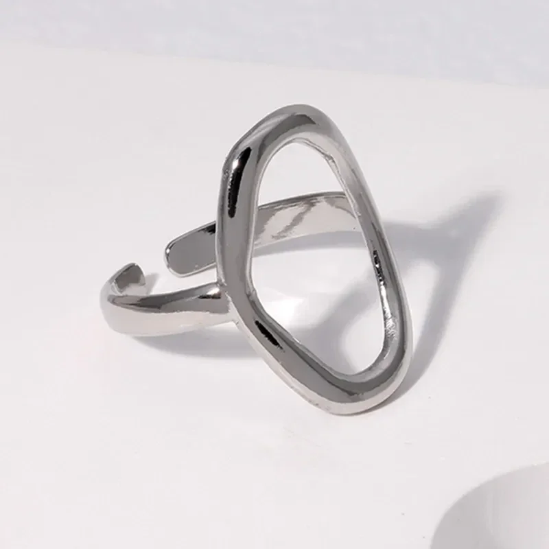 Oval Ring Silver