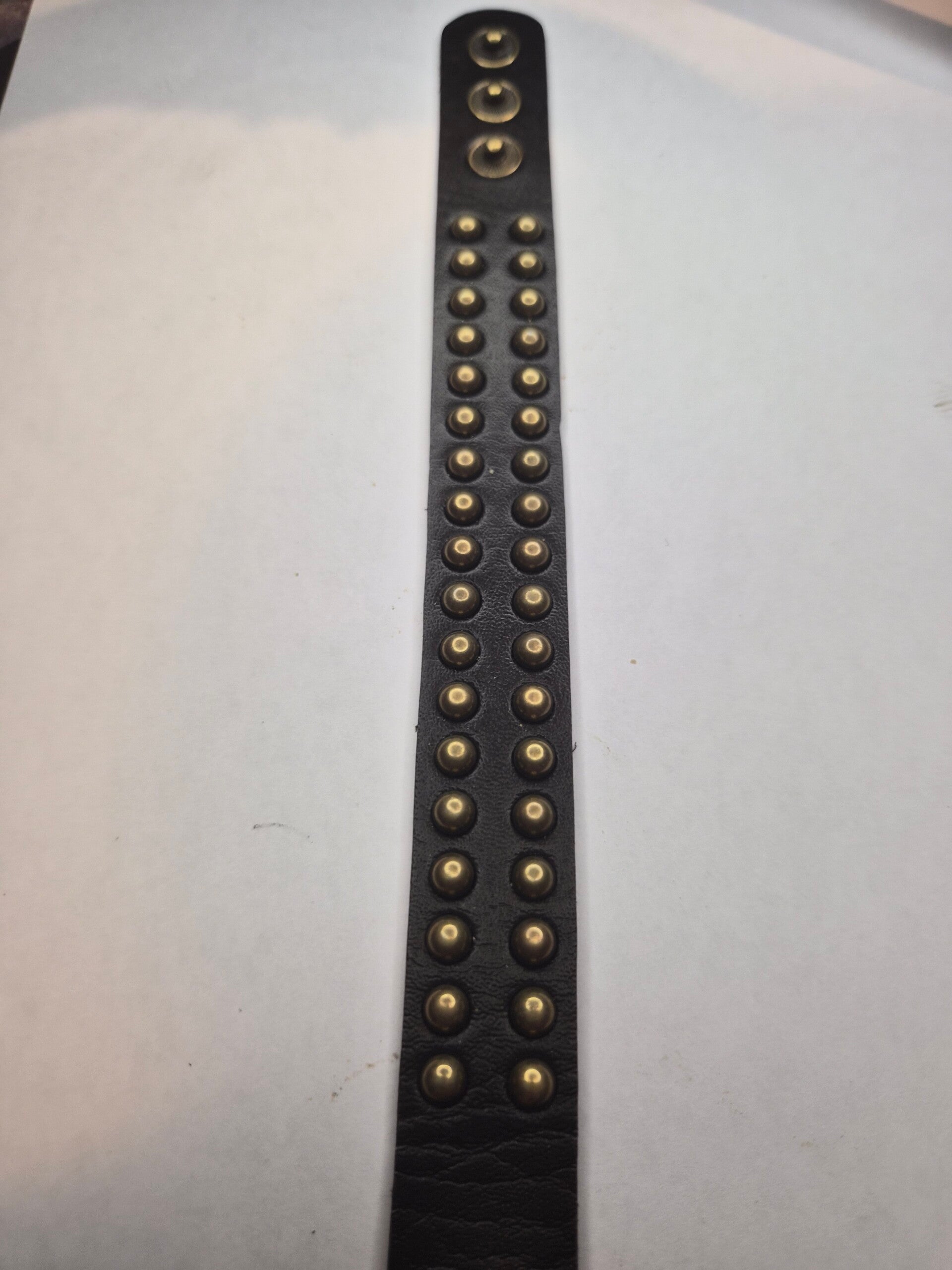 Bracelet à clous