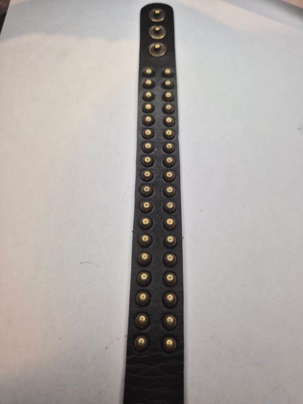 Bracelet à clous