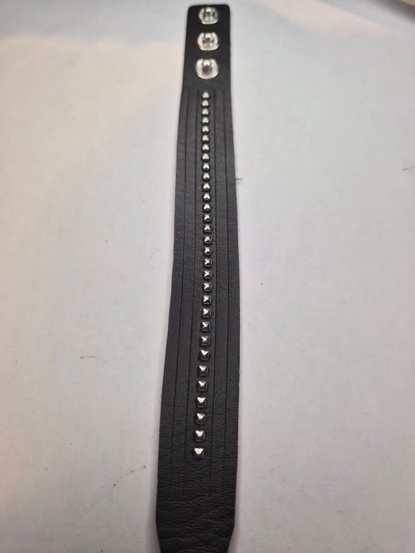 Bracelet à clous