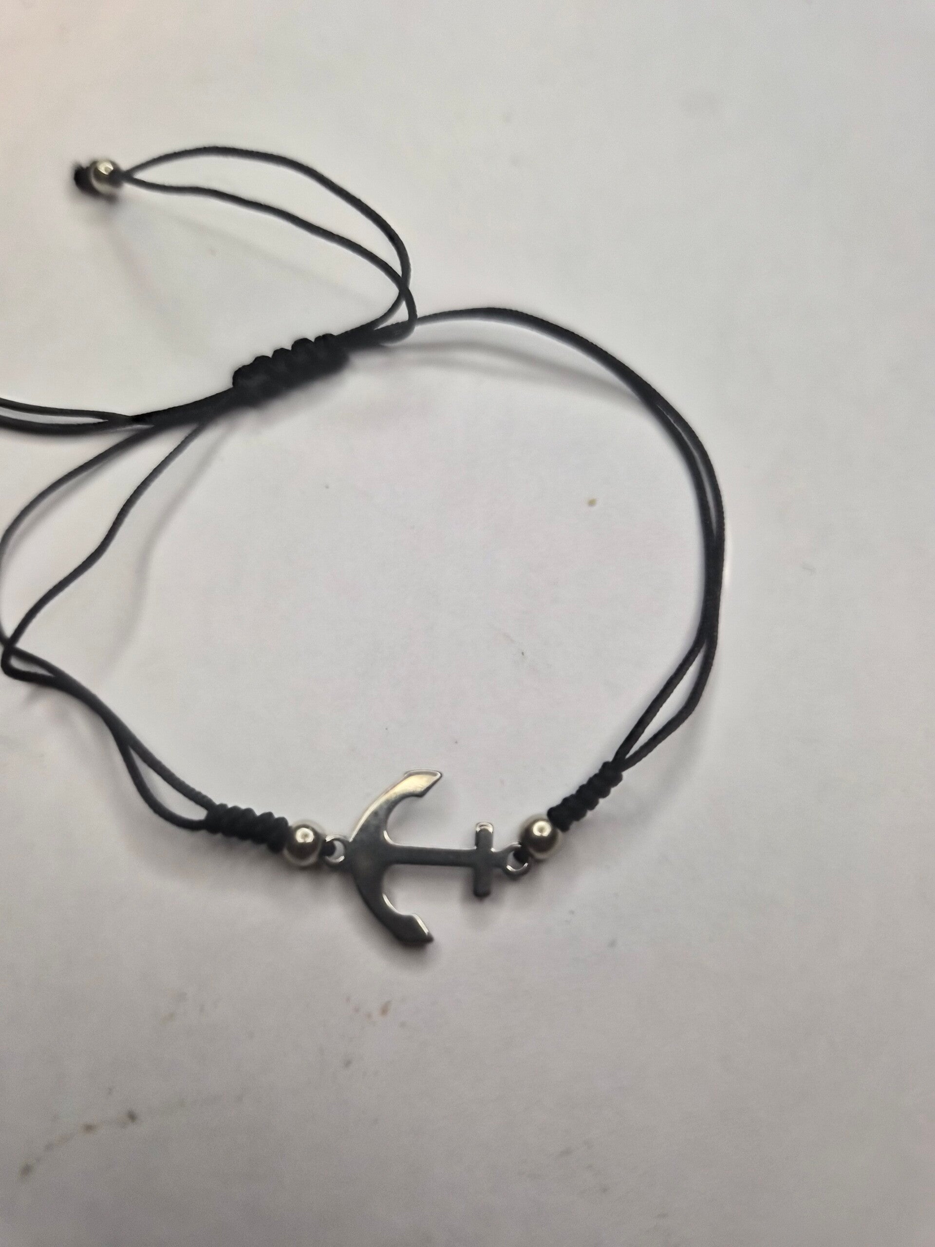 Bracelet fin ancre