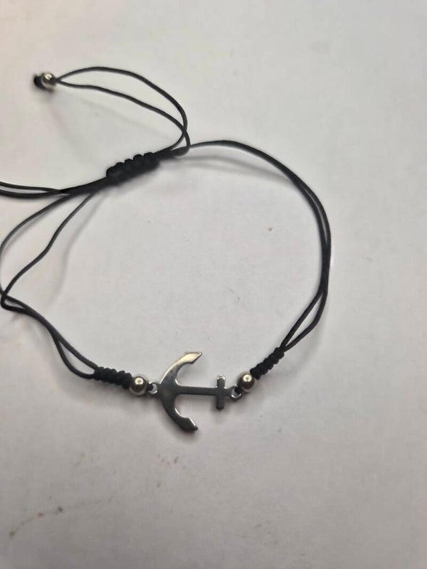 Bracelet fin ancre
