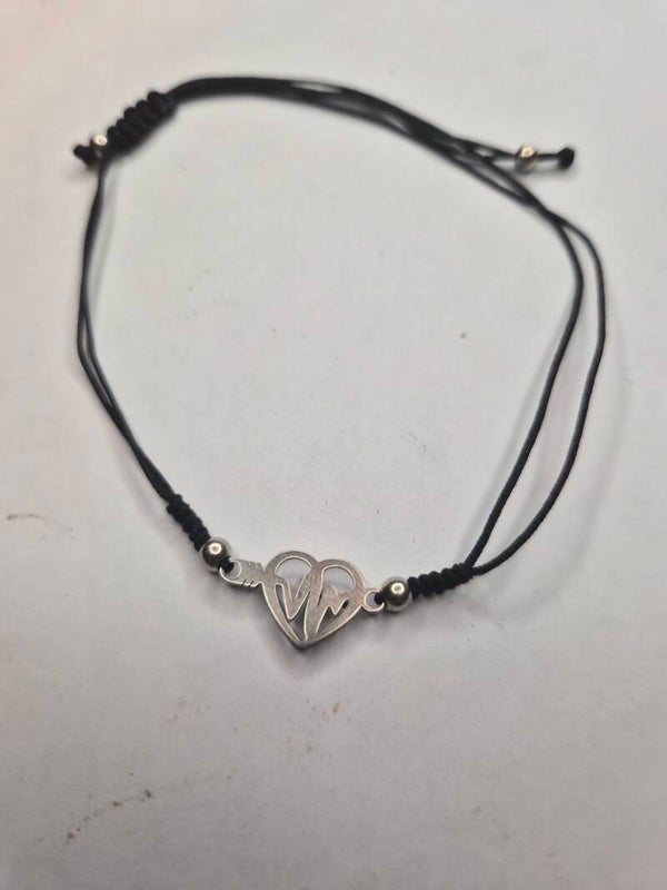 Bracelet fin coeur tension
