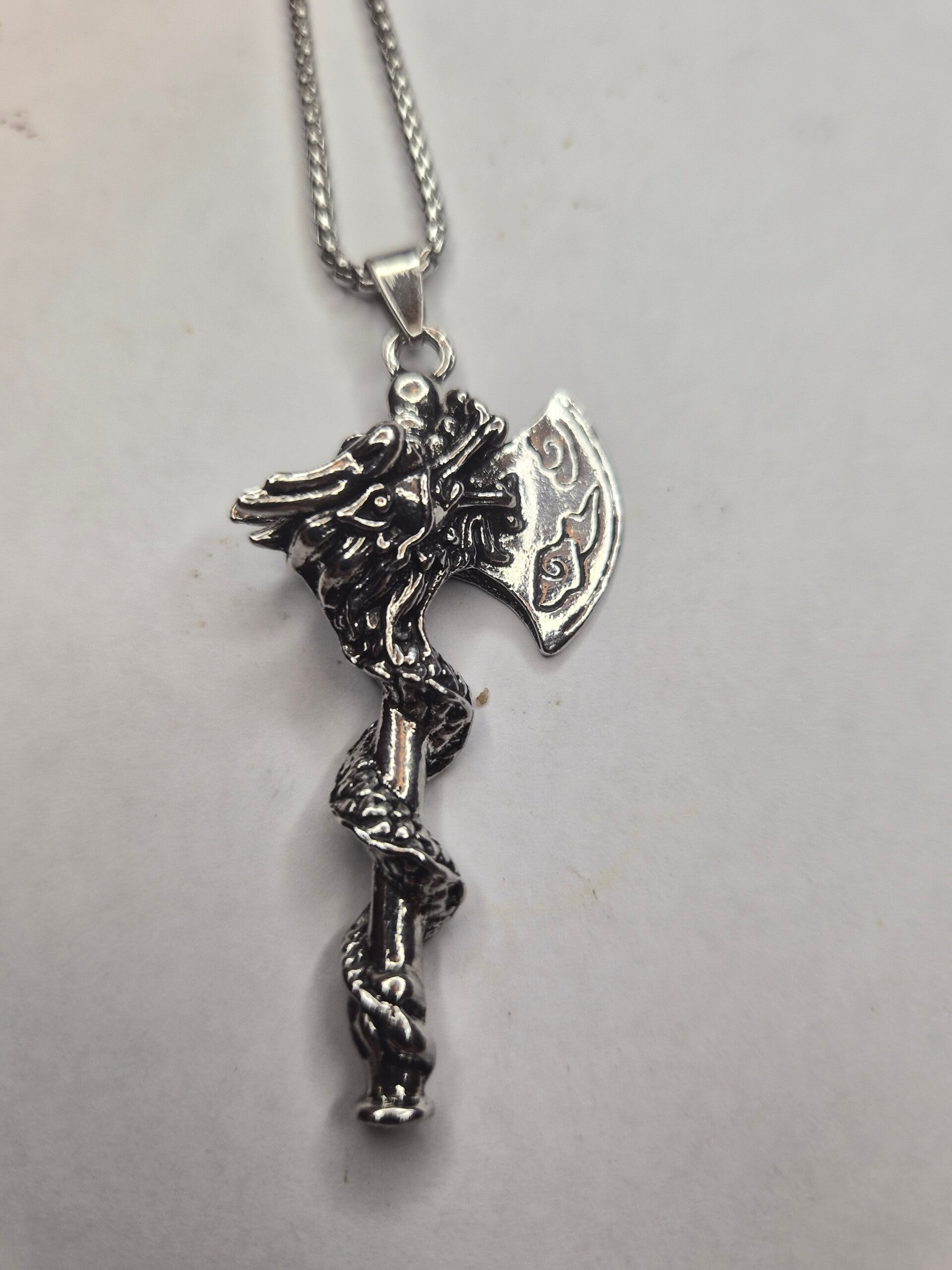 Collier hache viking