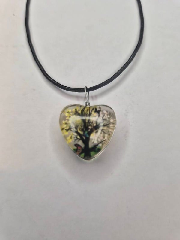 Collier coeur arbre