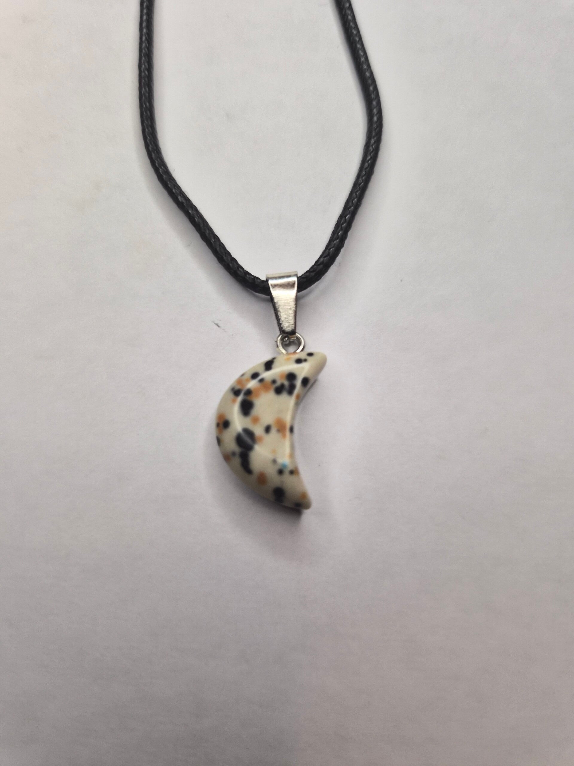Collier petite demi lune