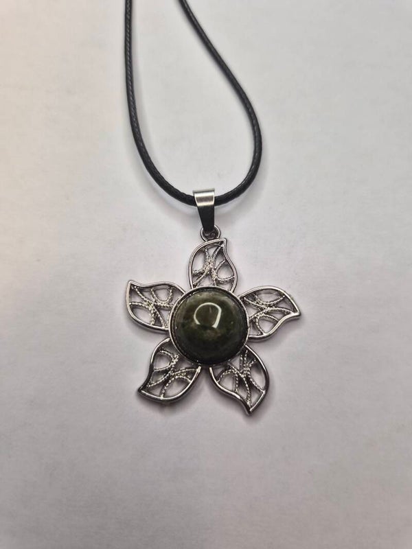 Collier fleur