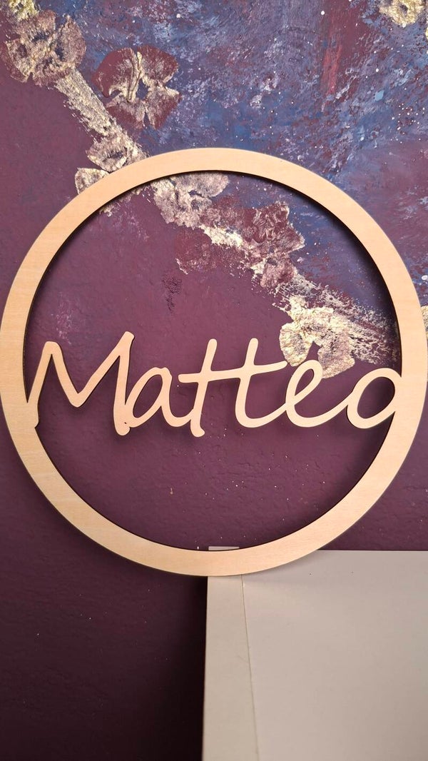 Personalisierter Holzkranz