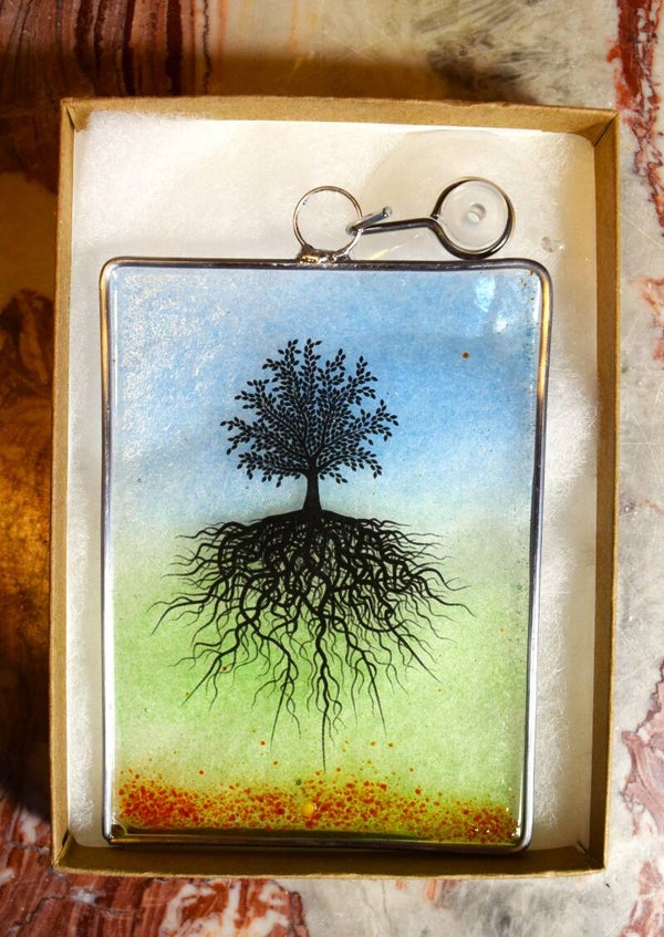 Small fused Deep rooted Tree in gift box.