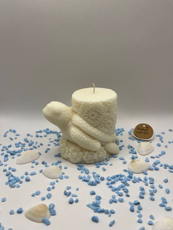 Meereszauber - Schildkrötenkerze mit tropischem Flair